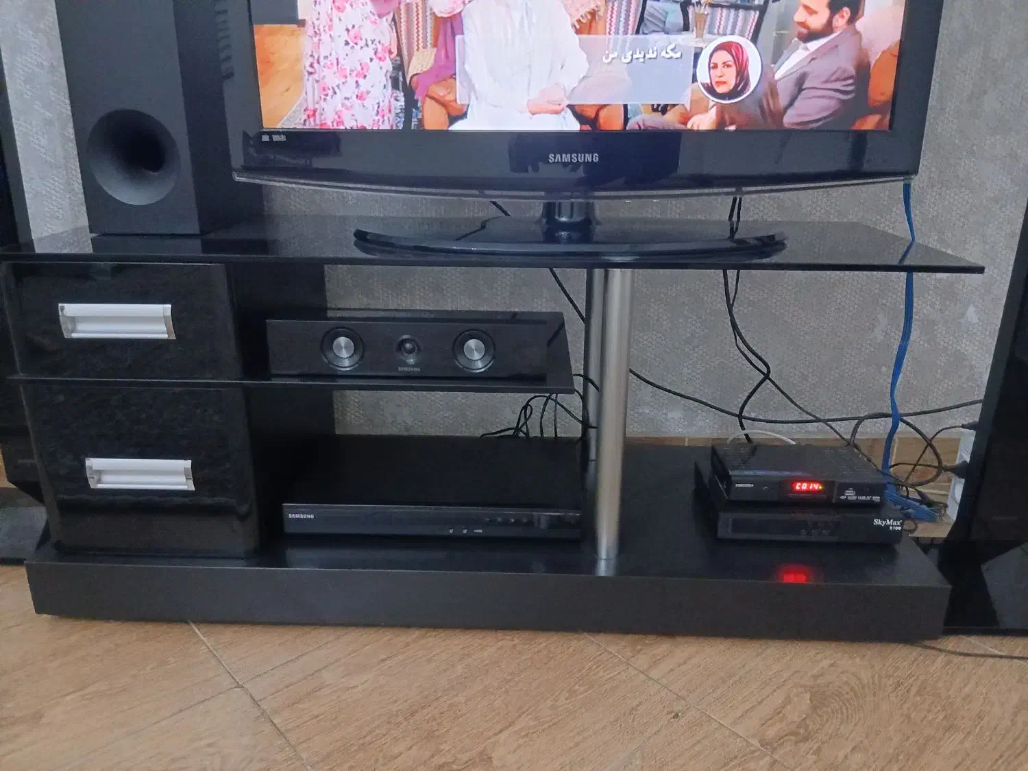 میزتلوزیون سینما خانواده|سیستم صوتی خانگی|آفتاب, |دیوار