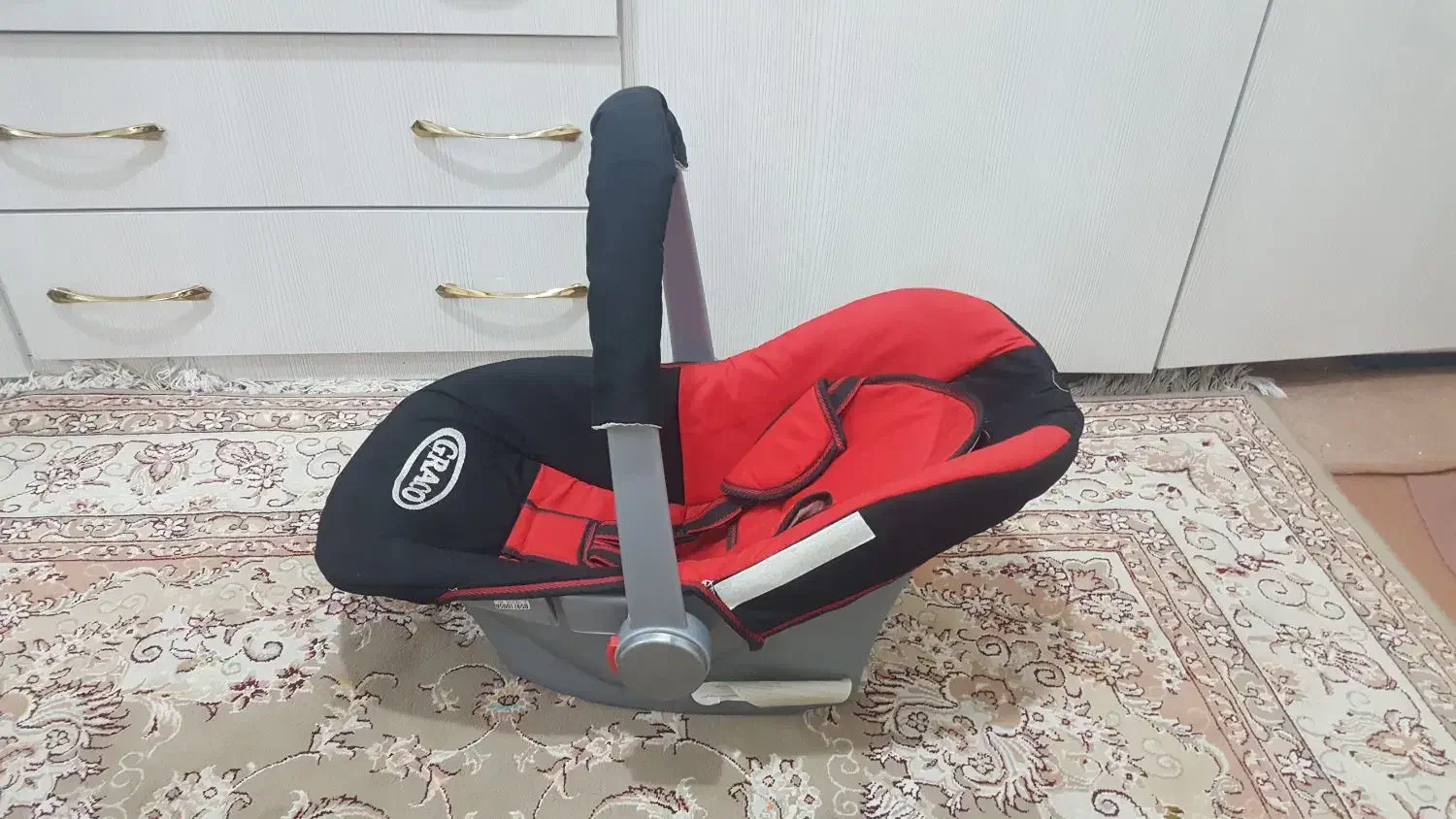 کریر|کالسکه و لوازم جانبی|بروجرد, |دیوار