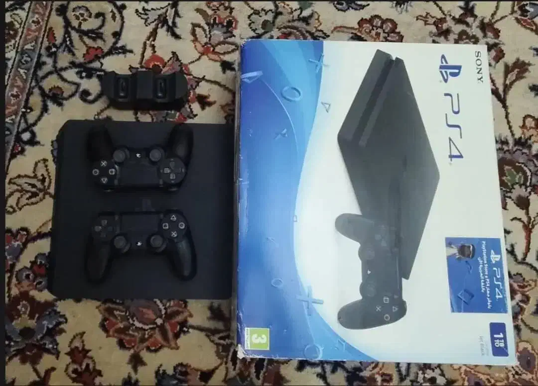 Ps4 slim 1tb- دو دسته اصلی با بازی|کنسول، بازی ویدئویی و آنلاین|تهران, دروازه شمیران|دیوار