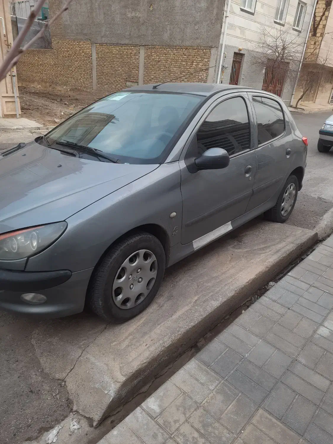 پژو ۲۰۶|خودرو سواری و وانت|ابهر, |دیوار