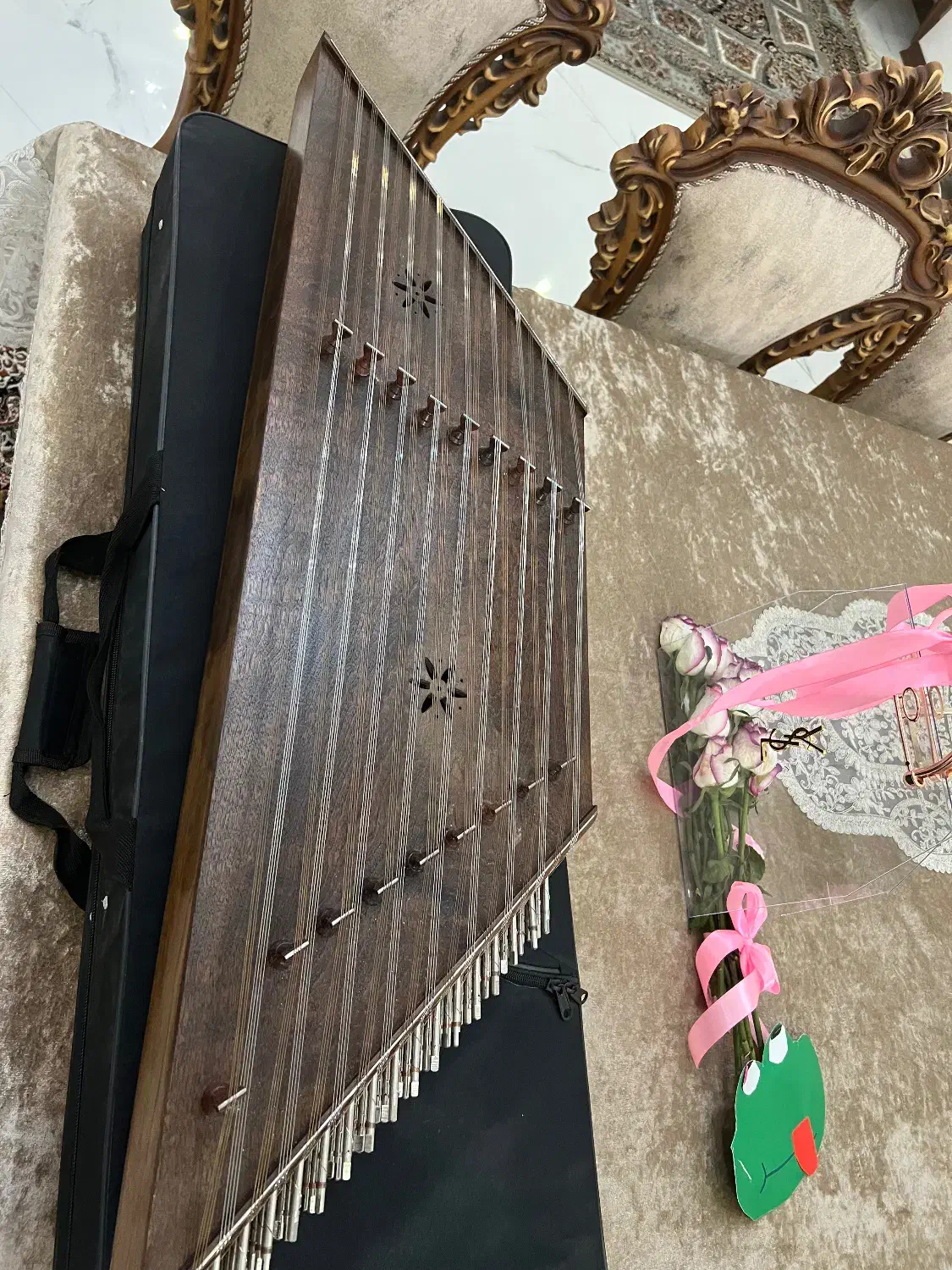 سنتور|سازهای سنتی|شهریار, شهریار|دیوار