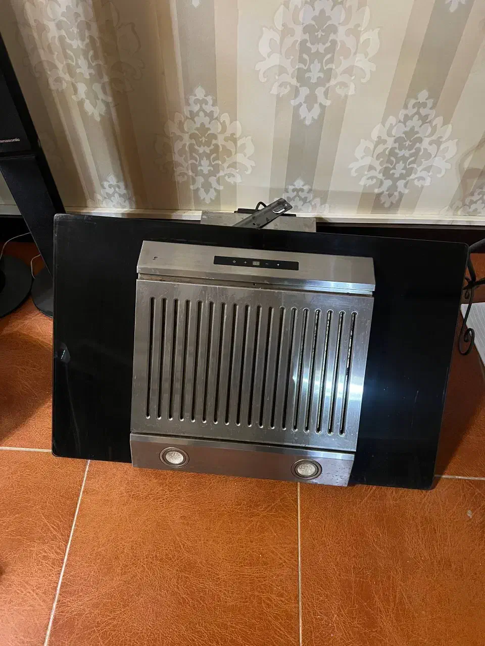 هود لمسی کاملا سالم|هود|لنگرود, |دیوار