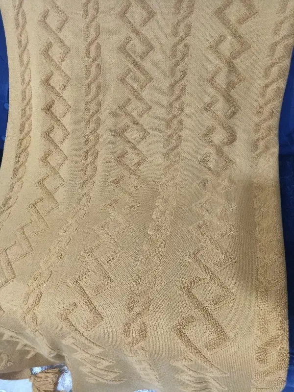 شال مبل|رختخواب، بالش، پتو|مشهد, اروند|دیوار