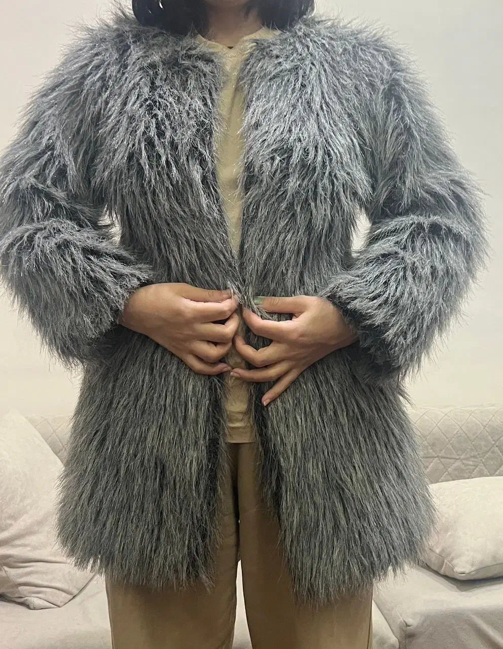 پالتوی خز|لباس|کرج, عظیمیه|دیوار