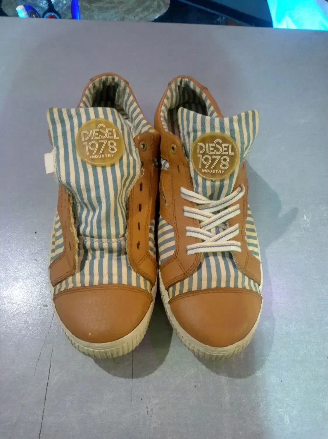 کتانی دیزل اصل|کیف، کفش، کمربند|پردیس, فاز ۳|دیوار