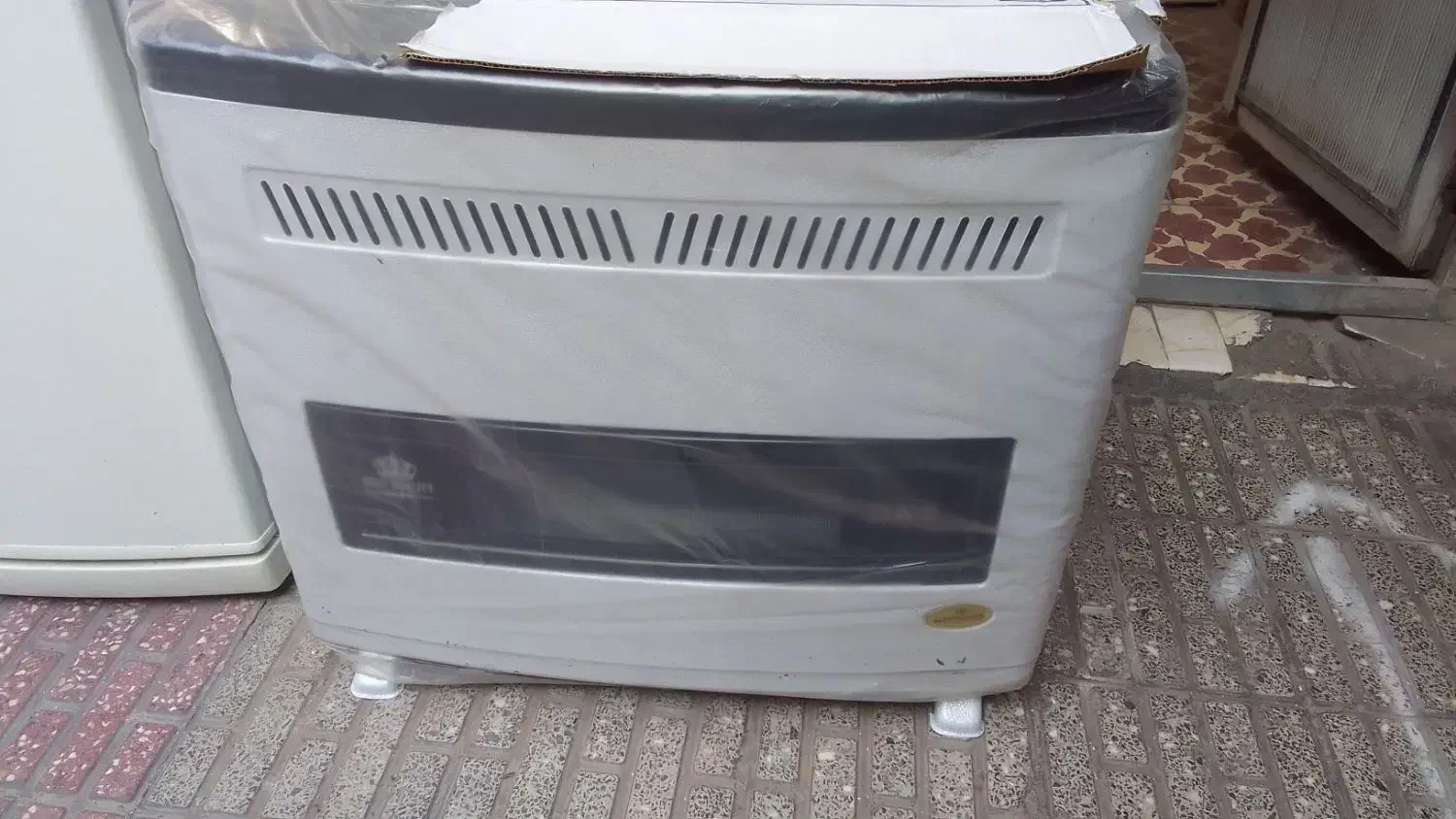 بخاری ۸ هزار|بخاری، هیتر، شومینه|اشنویه, |دیوار