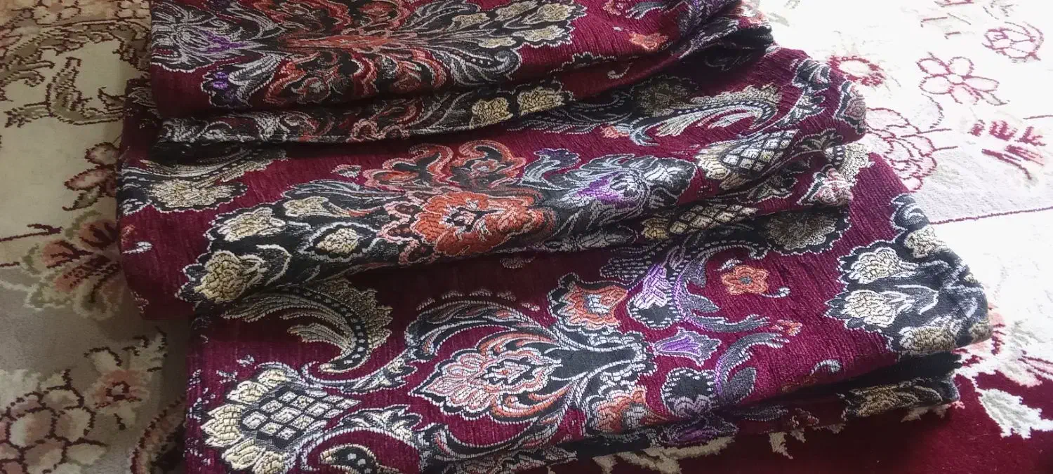 روکش پشتی|رختخواب، بالش، پتو|دورود, |دیوار