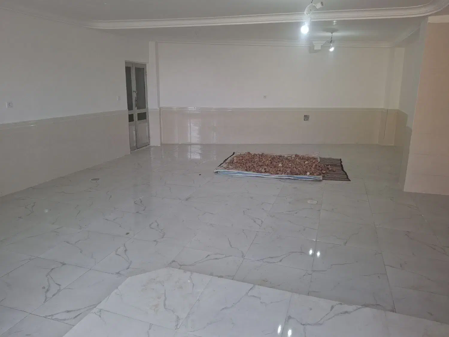 اجاره طبقه همکف ساختمان برا انباری آرایشگاه خیاطی|اجارهٔ دفتر کار، اتاق اداری، مطب|مشگین شهر, |دیوار