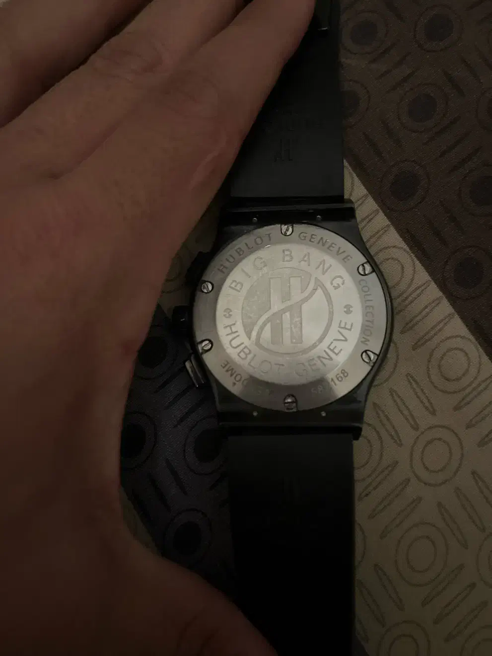 ساعت مچی هابلوت|ساعت|پاکدشت, پاکدشت (مامازند)|دیوار