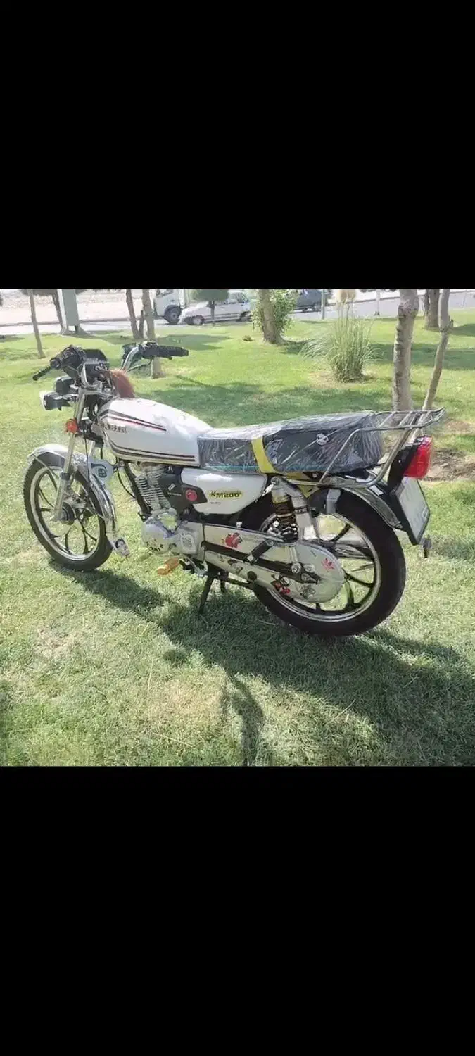 هوندا کبیر خشک|موتورسیکلت|ملارد, |دیوار