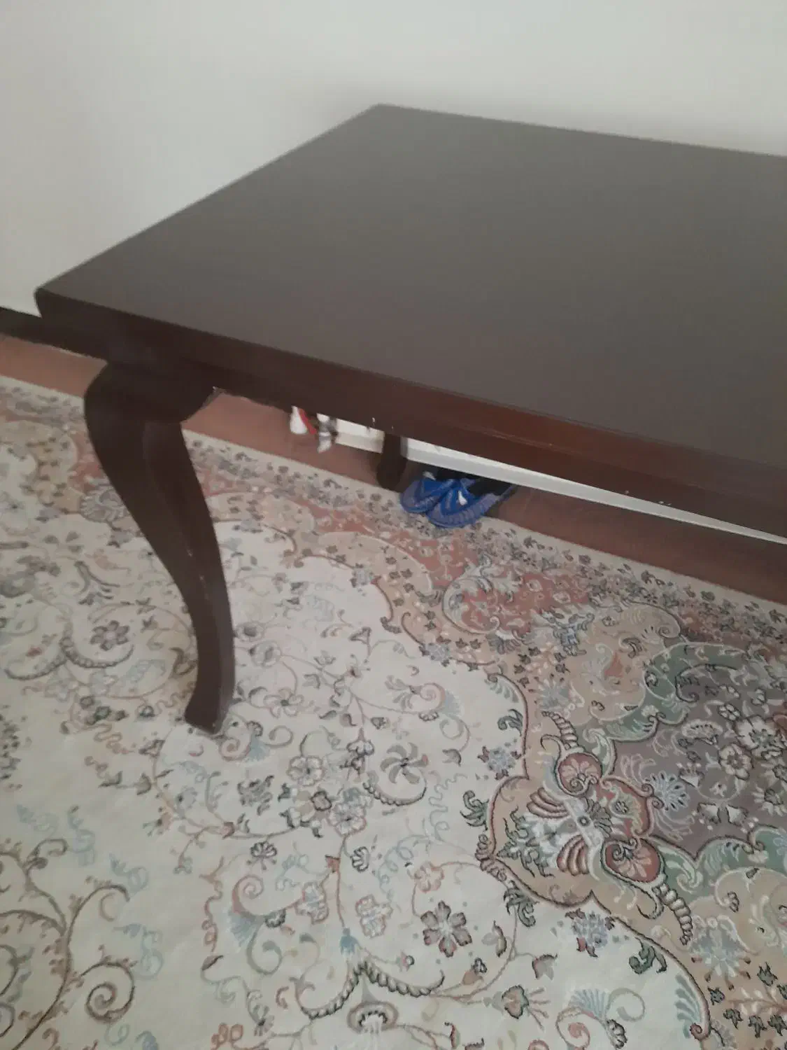 میز ناهار خوری چوبی سالم وتمیز|میز و صندلی غذاخوری|اندیشه, اندیشه فاز ۴|دیوار