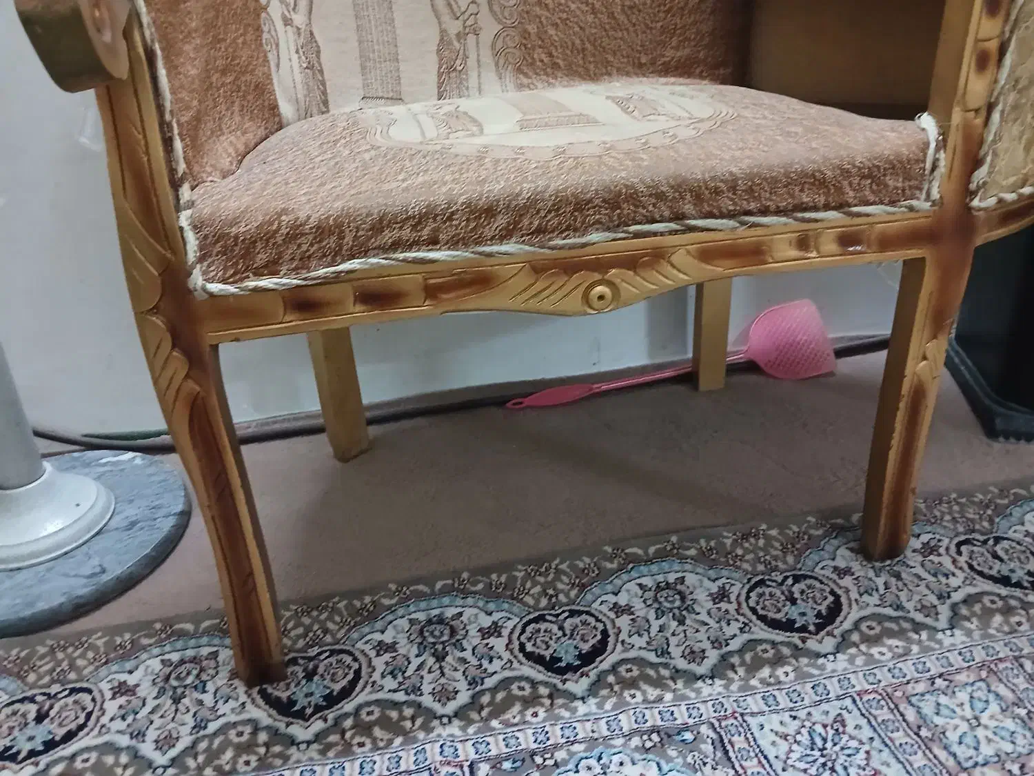 یک عدد میز تلفن مبله|میز تلفن|قم, نخودی|دیوار