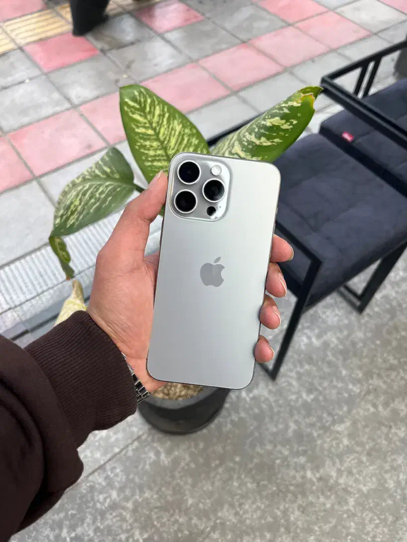 iPhone 15 pro max 256G|موبایل|قم, زنبیل آباد|دیوار