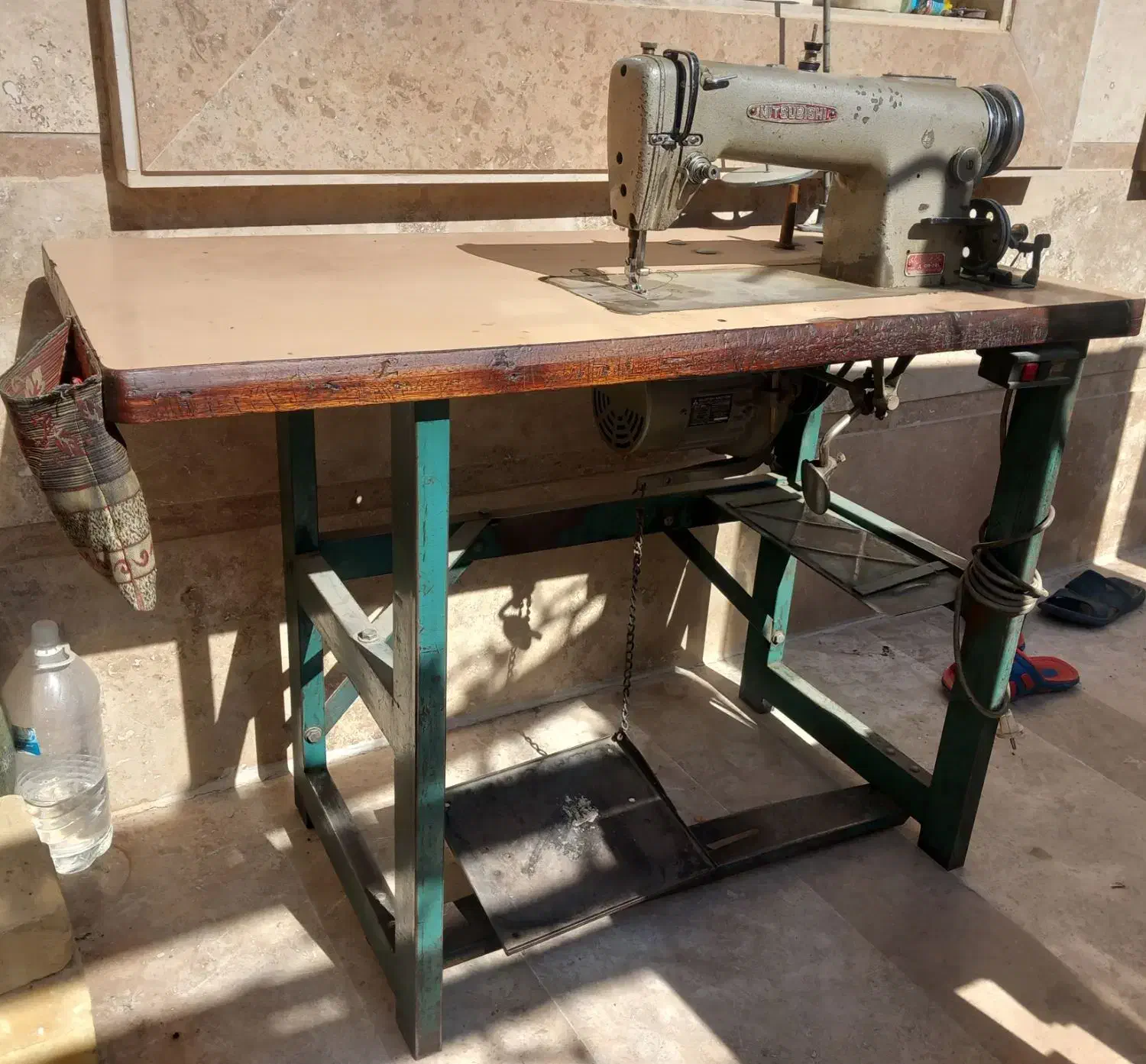 چرخ خیاطی صنعتی|لوازم خیاطی و بافتنی|گلپایگان, |دیوار