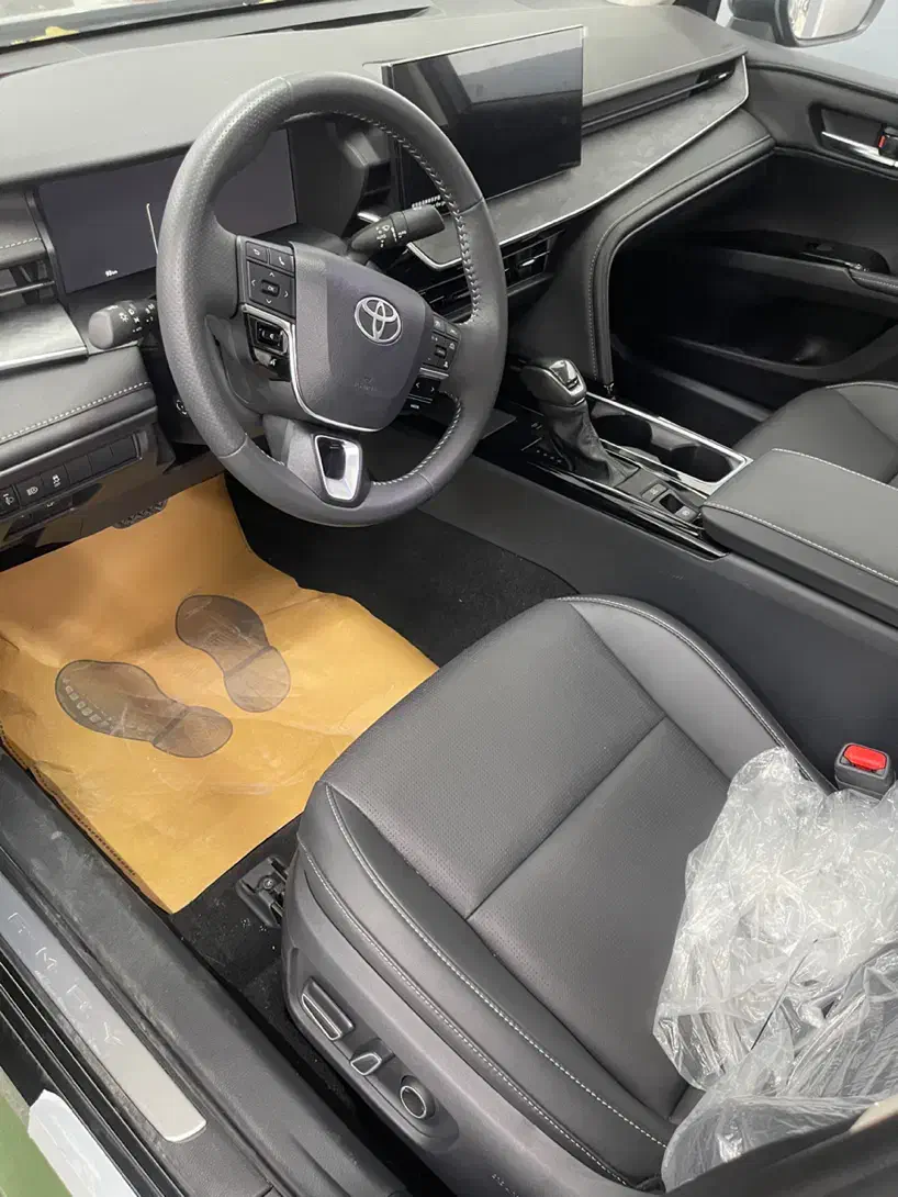 تویوتا کمری چین2025|خودرو سواری و وانت|تهران, پاسداران|دیوار