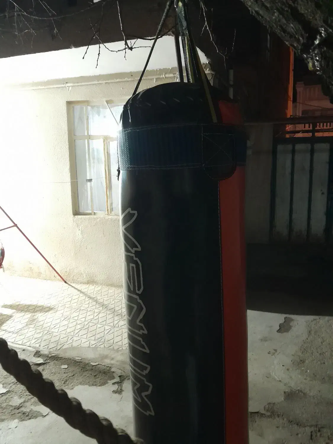 کیسه بوکس|تجهیزات ورزشی|فامنین, |دیوار