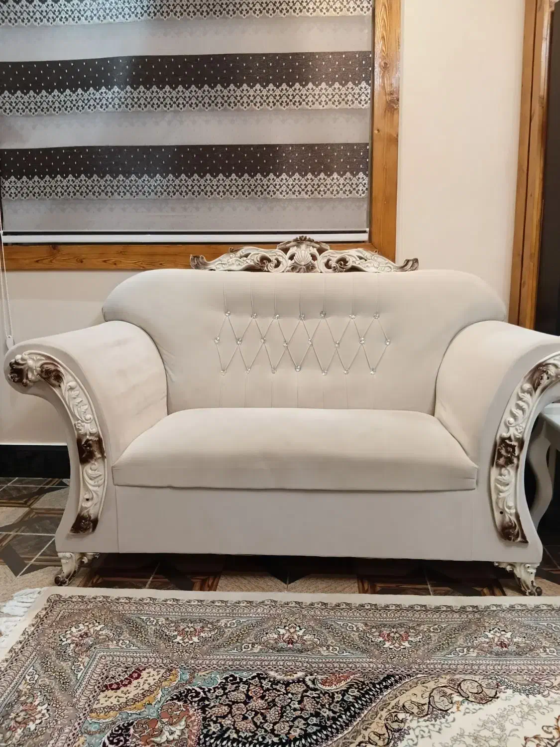 مبلمان راحتی ۷ نفره تمیز درجه یک|مبلمان خانگی و میز عسلی|سنگر, |دیوار