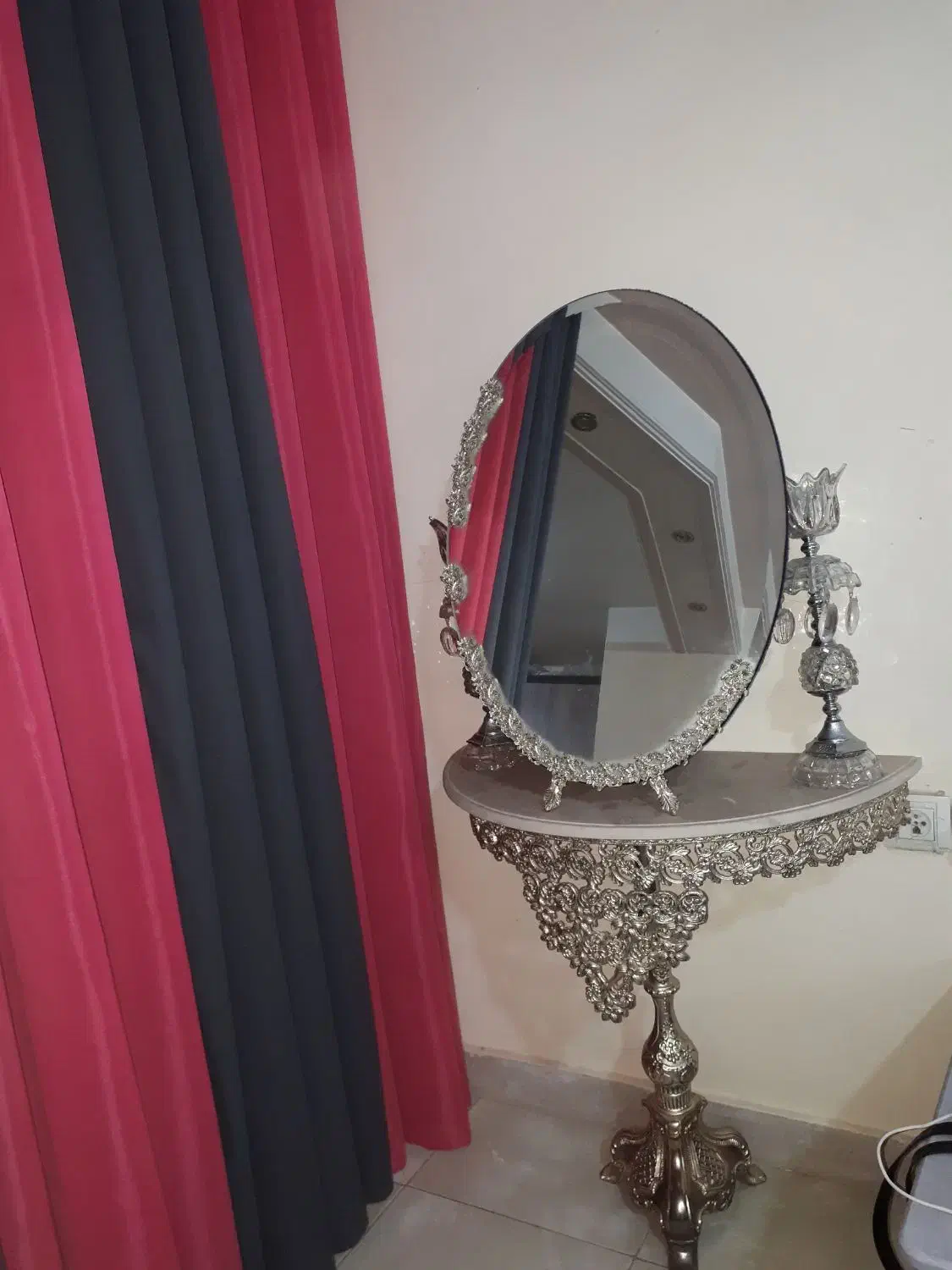 آینه و شمعدان|آینه|شریف‌آباد, |دیوار