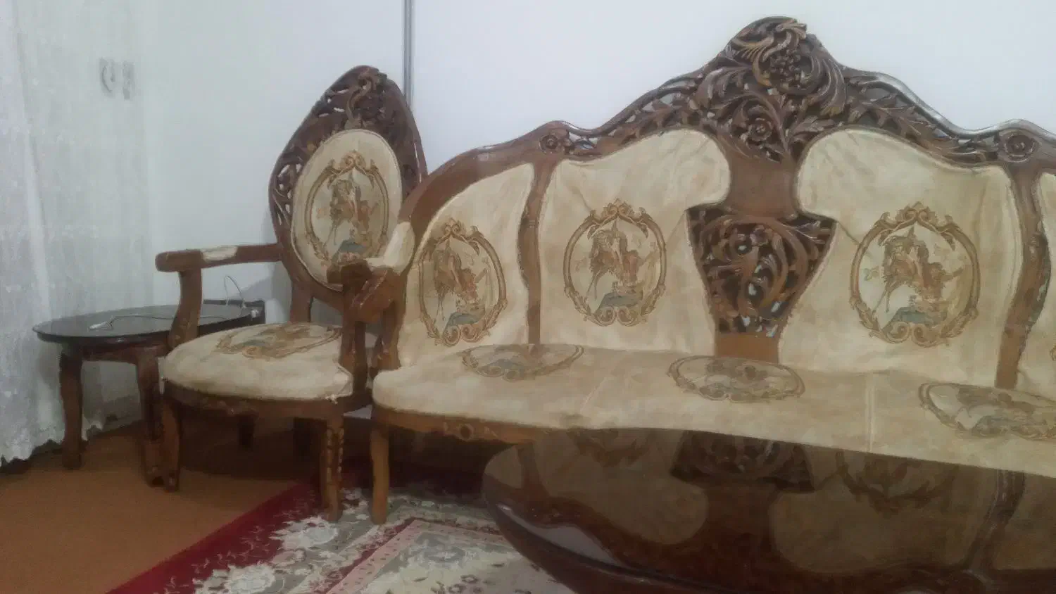 مبل سلطنتی چوب درجه یک|مبلمان خانگی و میز عسلی|سقز, |دیوار