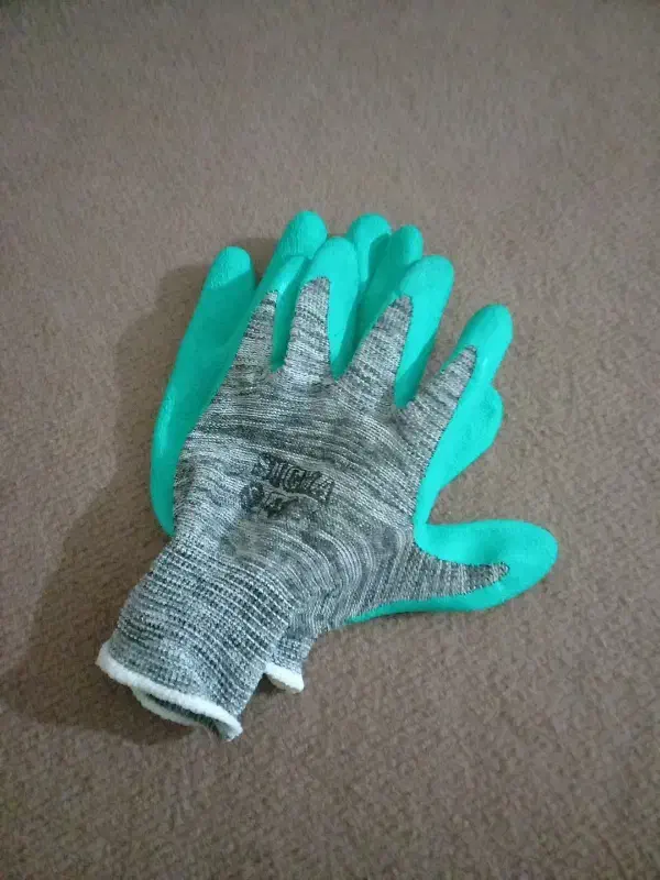 دستکش|ابزارآلات|کرج, ساسانی (قلمستان)|دیوار