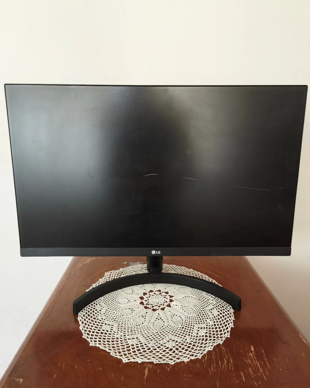 Monitor LG 24|قطعات و لوازم جانبی رایانه|مشهد, شاهد (شهرک غرب)|دیوار