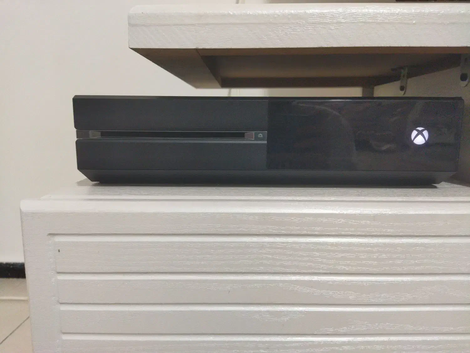 ایکس باکس وان|کنسول، بازی ویدئویی و آنلاین|اندیشه, اندیشه فاز ۱|دیوار