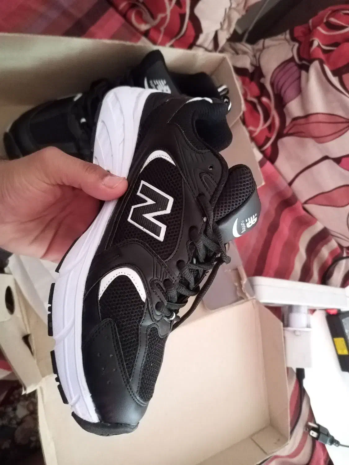 نیو بالانس های کپی|کیف، کفش، کمربند|گرگان, |دیوار