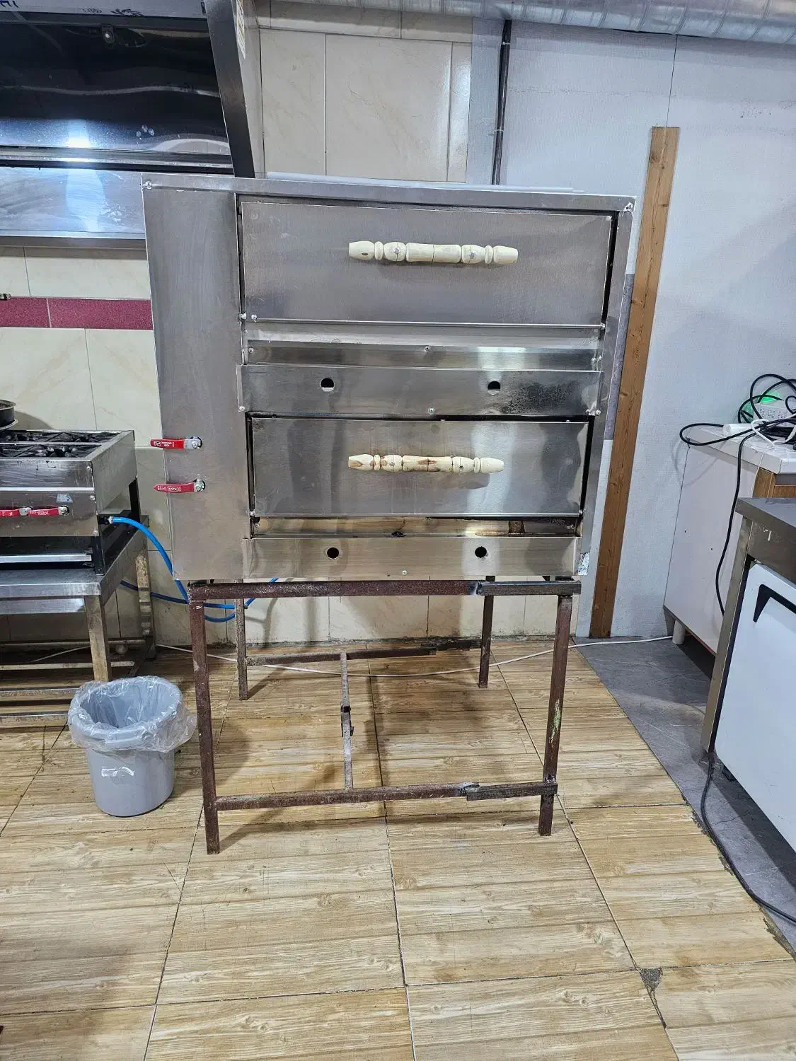 تاپینگ و فر صندوقی بدون کارکرد|کافیشاپ و رستوران|شیراز, وزیرآباد|دیوار