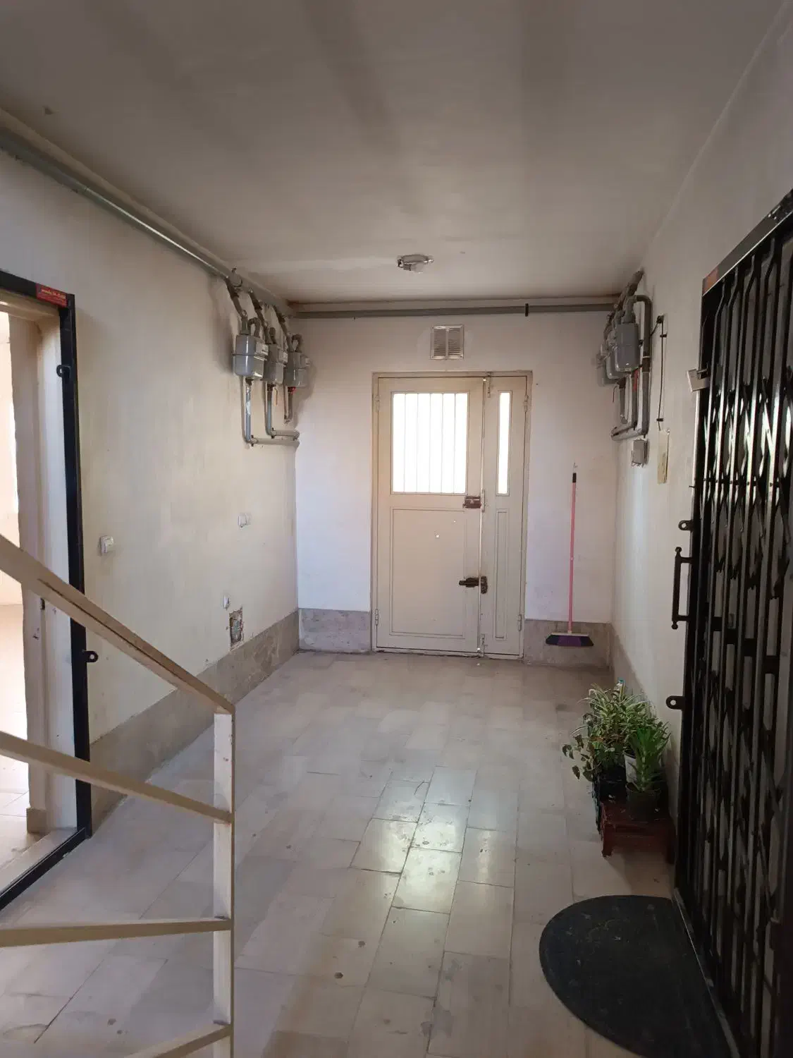 واحد ۷۵ متری پاکان روبروی مترو شهرجدیدهشتگرد|فروش آپارتمان|هشتگرد, شهرک ریحانه|دیوار