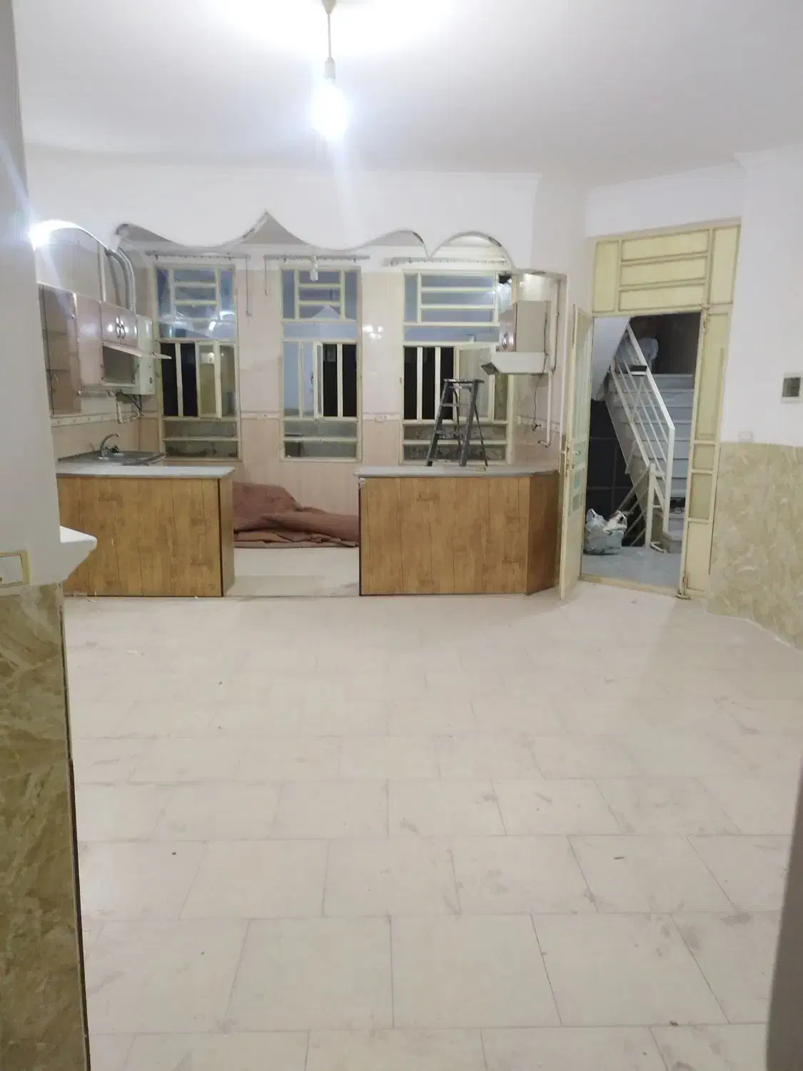 اجاره طبقه بالا مهریز|اجارهٔ خانه و ویلا|مهریز, |دیوار