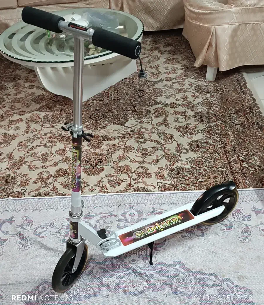 اسکوتر|دوچرخه، اسکیت، اسکوتر|رودهن, |دیوار