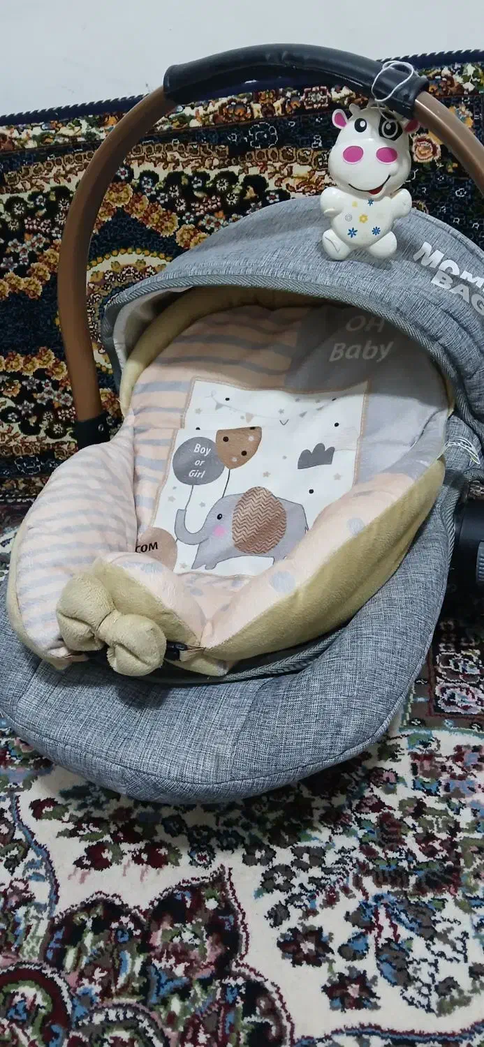 کریر و آغوشی سوییسی|کالسکه و لوازم جانبی|کرمانشاه, |دیوار