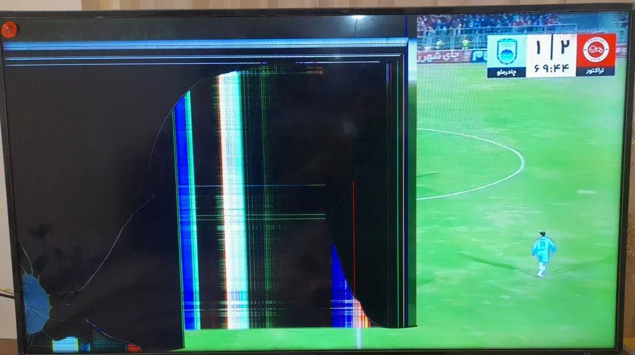 تلویزیون هایسنس ۴۰ اینچ آل سی دی شکسته|تلویزیون و پروژکتور|لاهیجان, بازکیاگوراب|دیوار
