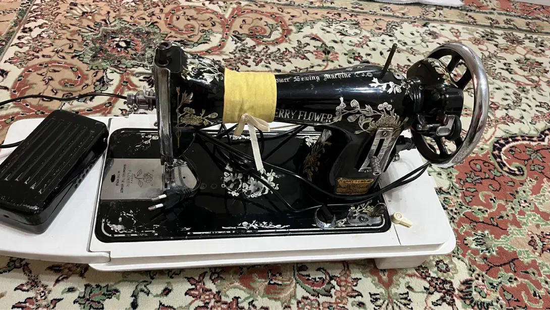 چرخ خیاطی قدیمی مری فلاور|چرخ خیاطی و ریسندگی|تهران, نارمک|دیوار