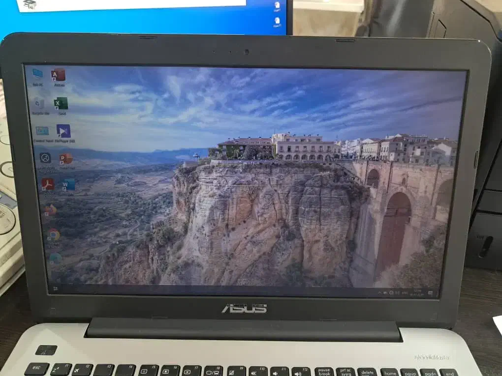 لپ تاپ ریزن ۷ ایسوس R7 ram 8 256ssd 15.6|رایانه همراه|تبریز, |دیوار