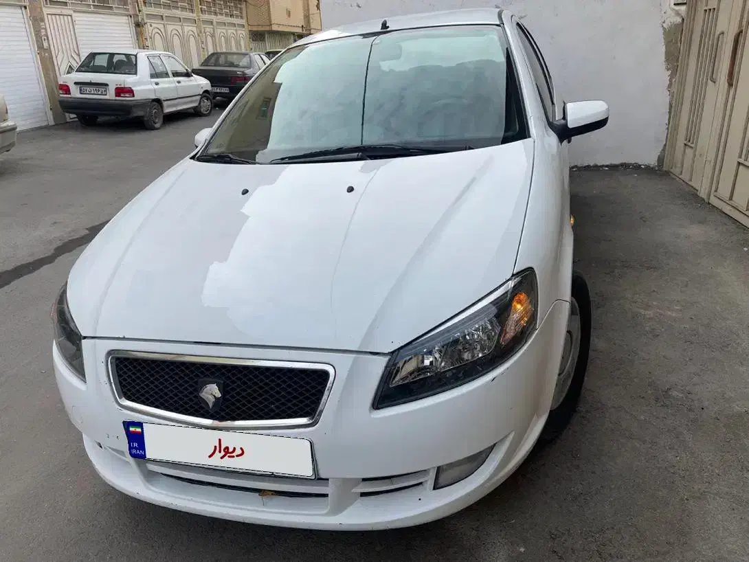 رانا مدل ۹۶|خودرو سواری و وانت|نجفآباد, امام خمینی|دیوار