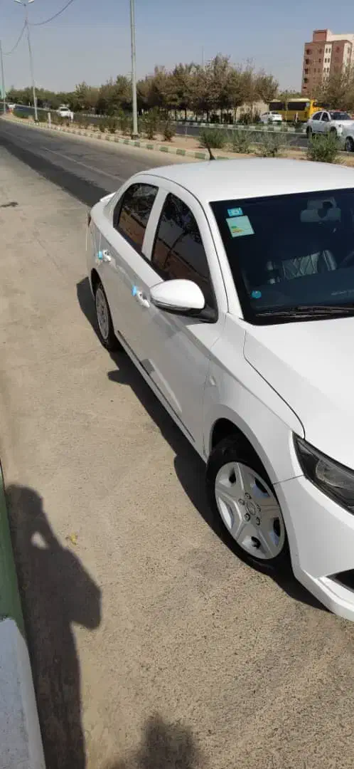 تارا ۱۴۰۲|خودرو سواری و وانت|قم, سراجه (۱۵ خرداد)|دیوار