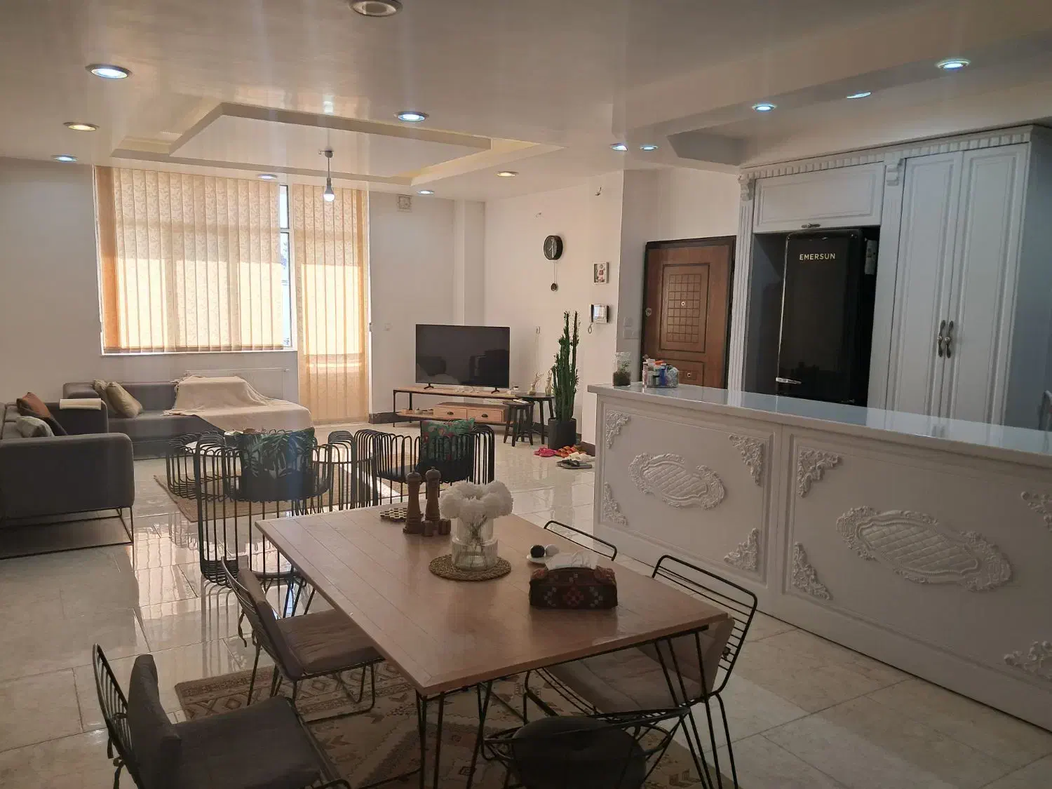 اجاره آپارتمان ۲خواب ولی عصر|اجارهٔ آپارتمان|آباده, |دیوار