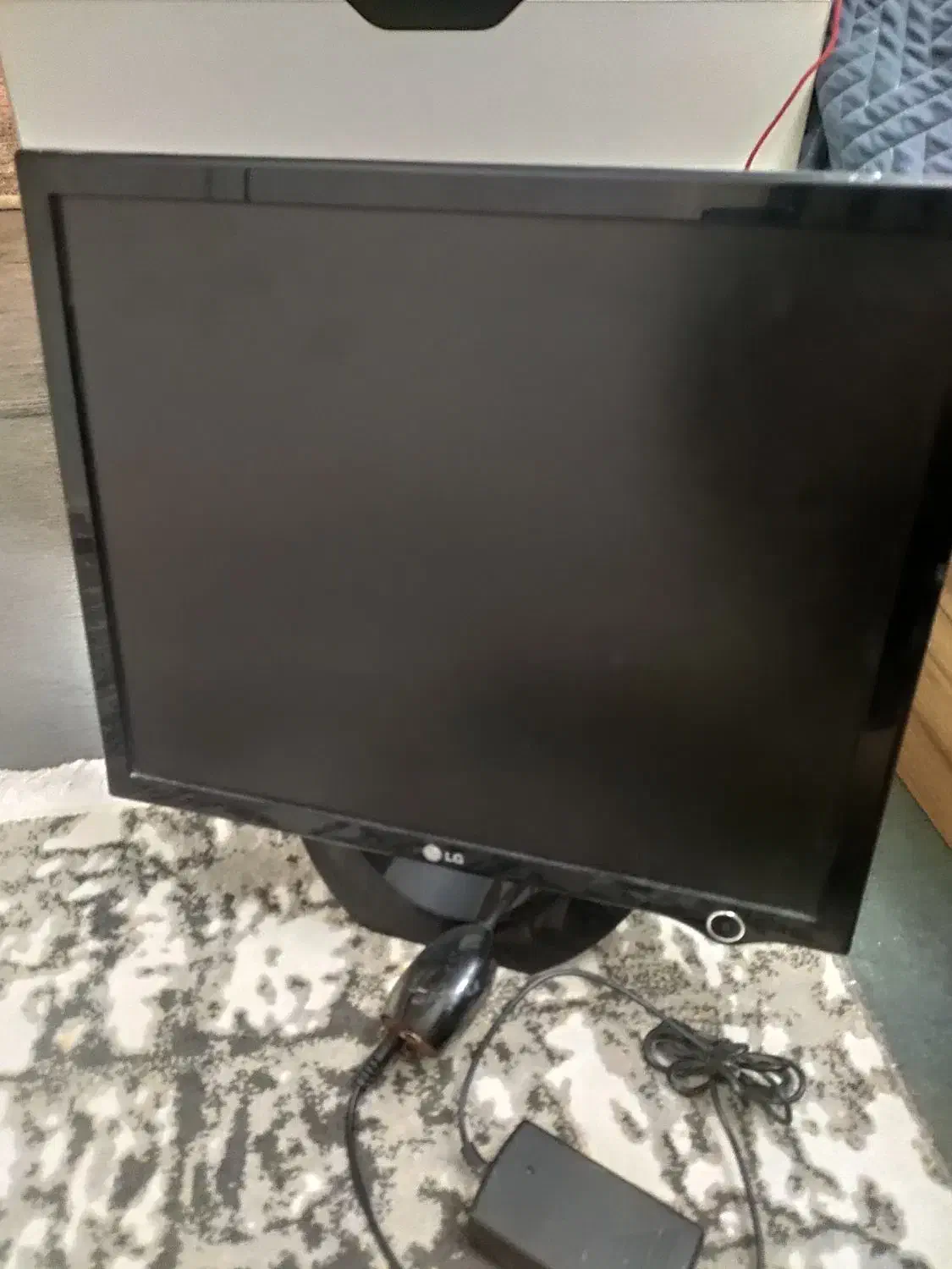 مانیتور LG|رایانه رومیزی|تهران, امام زاده عبدالله|دیوار