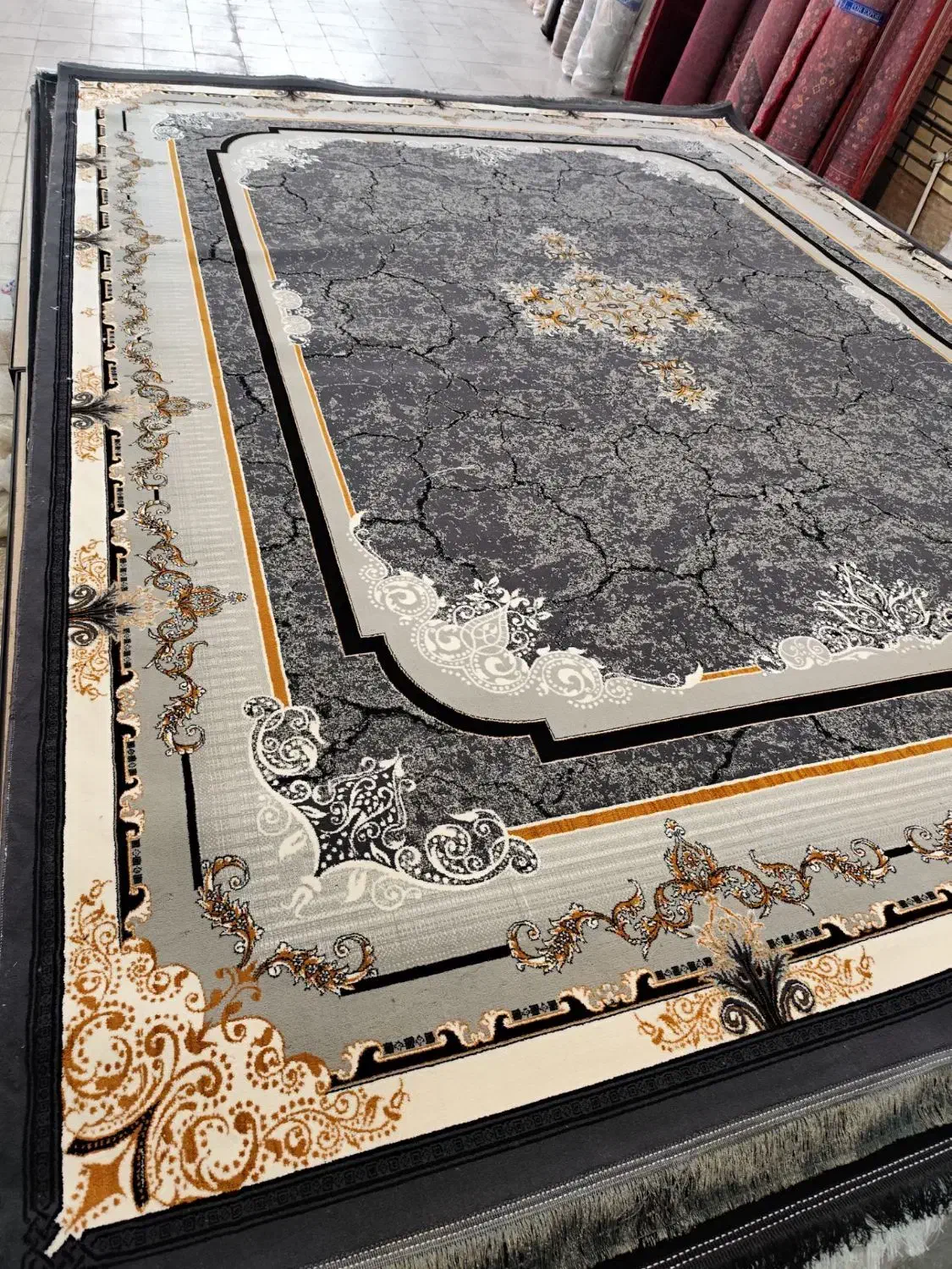 زیبایی خانه فرش ب قیمت کارخانه|فرش|سبزوار, باهنر|دیوار