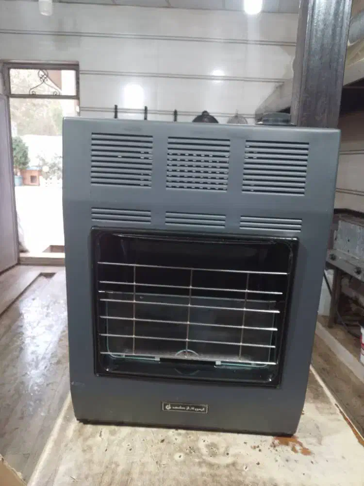 دوعددبخاری گازی بدون دودکش|بخاری، هیتر، شومینه|تولم شهر, |دیوار