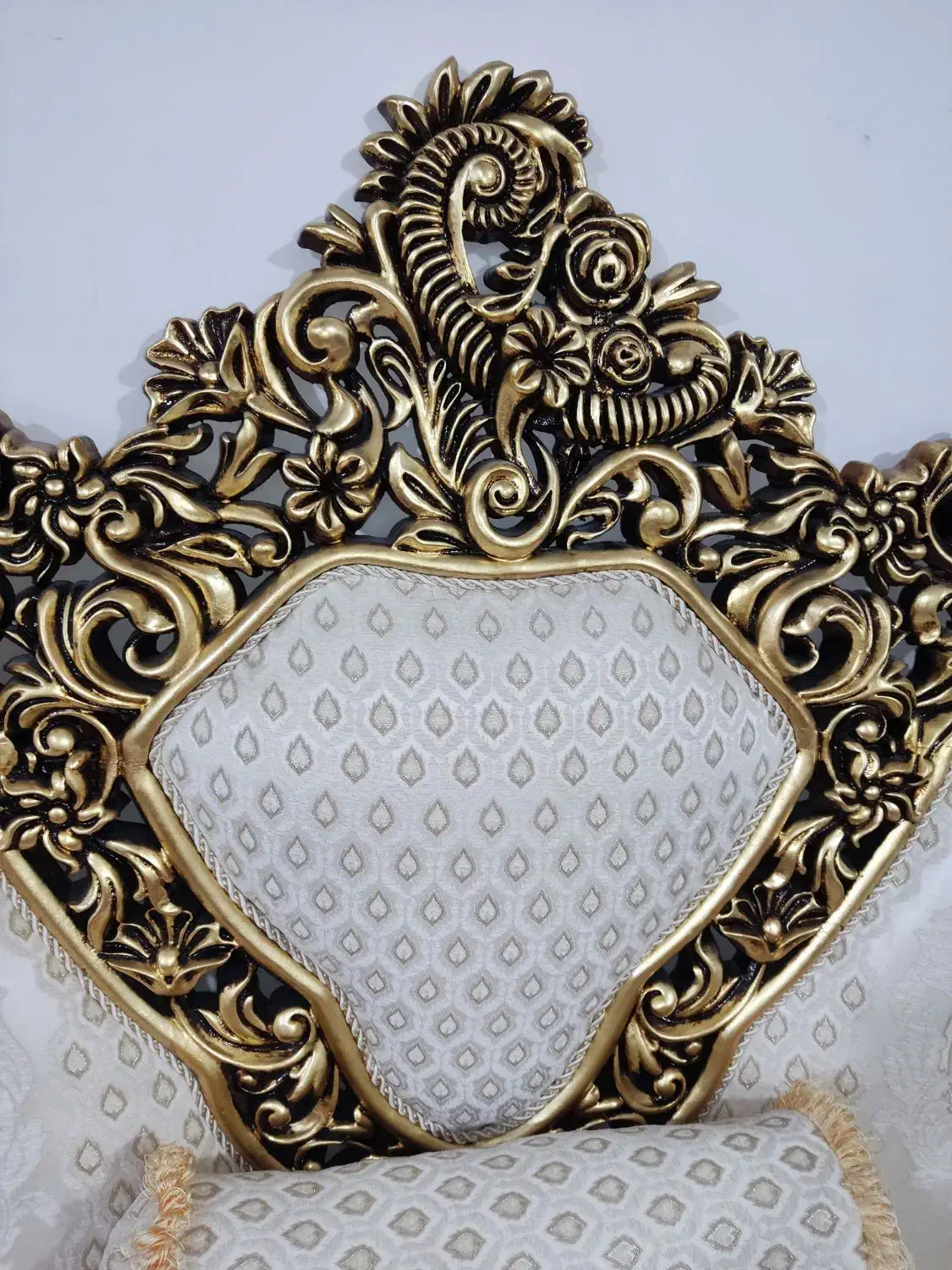 مبل سلطنتی|مبلمان خانگی و میز عسلی|خسروشاه, |دیوار