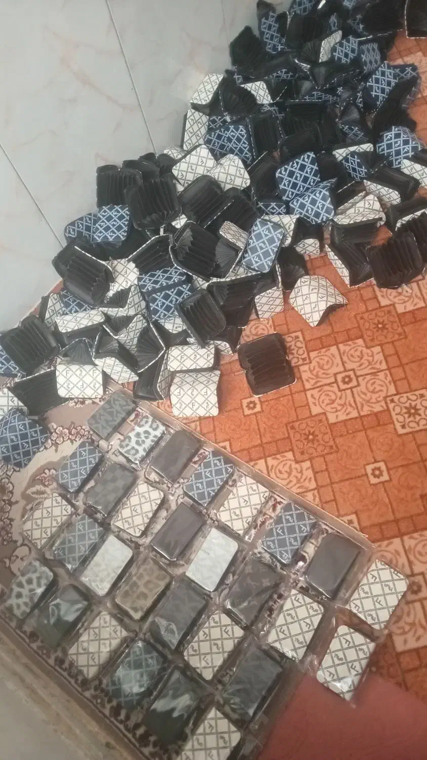 کیف زیب دار|کیف، کفش، کمربند|آوج, |دیوار