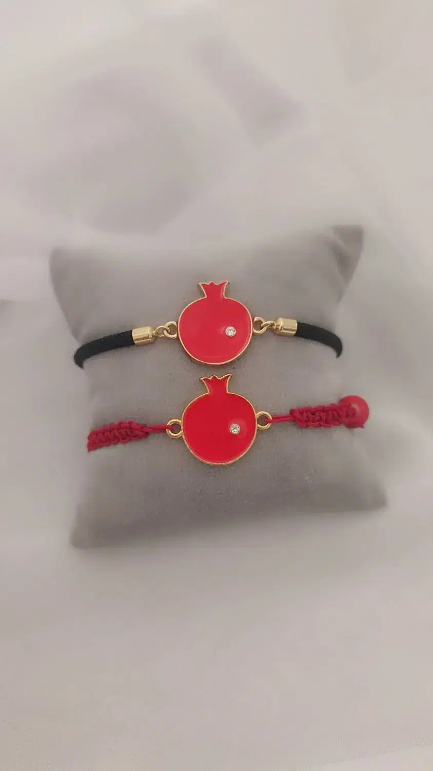 گردنبند گوشواره یلدایی و ساعت مچی|بدلیجات|بیرجند, |دیوار