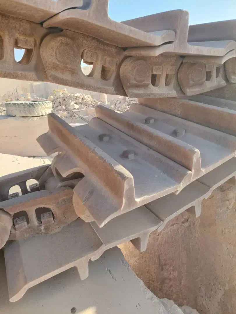 لوازم زیربندی بیل و بلدوزر کوماتسو کاترپیلار|حراج|تهران, آذری|دیوار