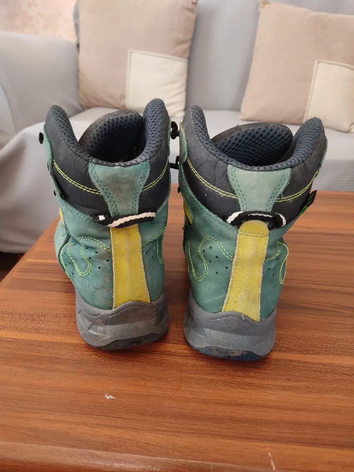 کفش کوهنوردی مردانه مناسب سایز ۴۰و ۴۱|کیف، کفش، کمربند|اردبیل, |دیوار