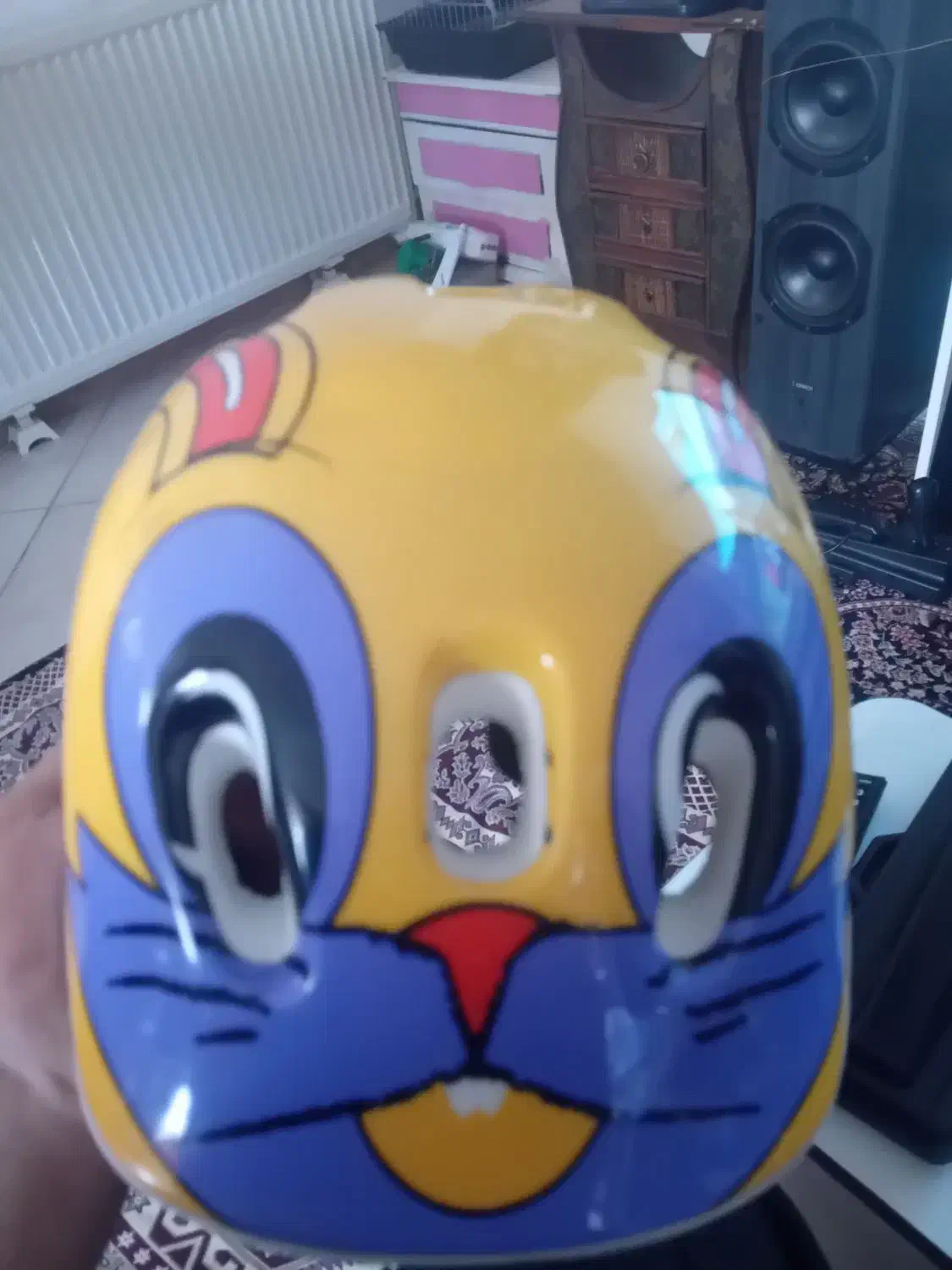 سلام کلاه سالم|دوچرخه، اسکیت، اسکوتر|پرند, فاز ۵|دیوار