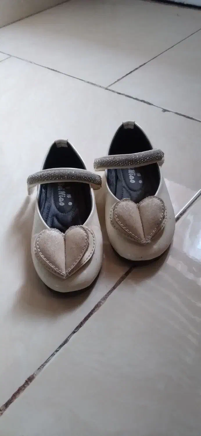 کفش|کفش و لباس بچه|مشهد, قائم|دیوار