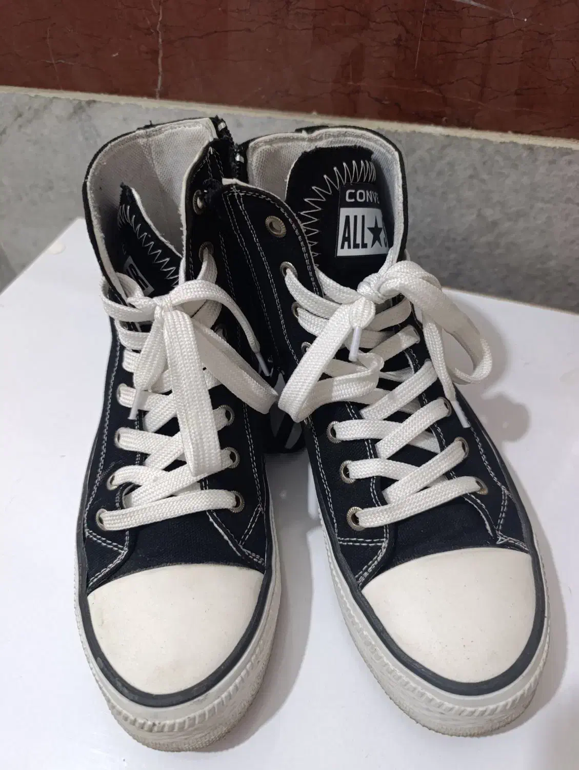 کفش|کیف، کفش، کمربند|سنندج, |دیوار