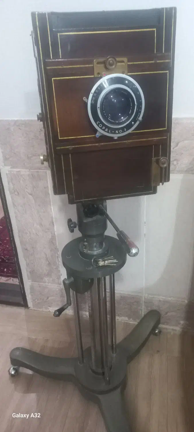 دوربین عکاسی قدیمی|دوربین عکاسی و فیلم‌برداری|رفسنجان, |دیوار